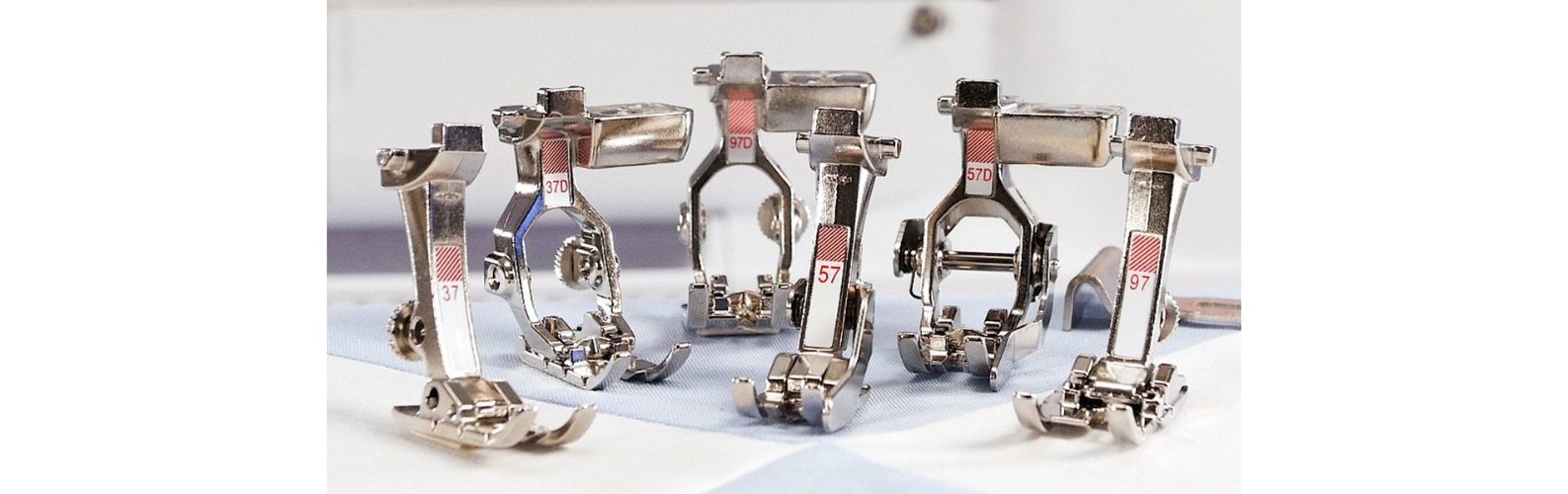 Which BERNINA Presser Foot is Right for My Machine? "Legacy" and "New Style" Guide!