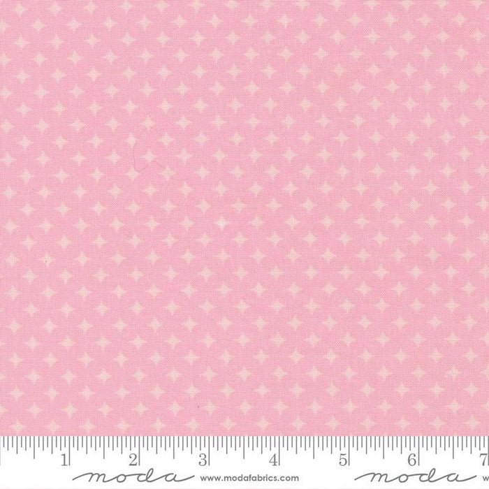Scenery by Elizabeth Hartman - Diamonds Blenders - Blush