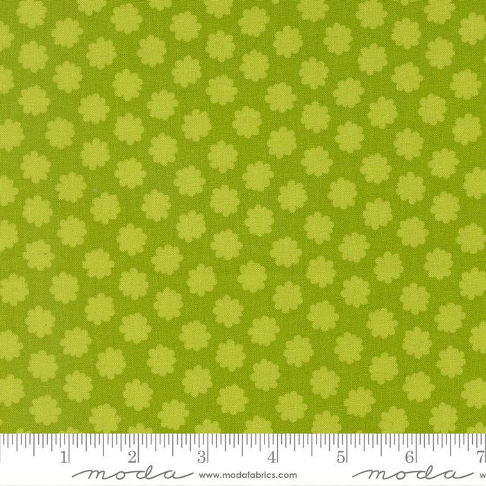 Scenery by Elizabeth Hartman - Puffball Small Floral - Lime