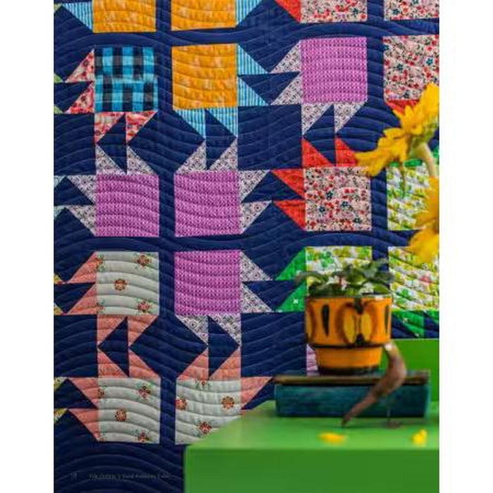 The Quilter's Field Guide To Color: A Hands On Workbook for Mastering Fabric